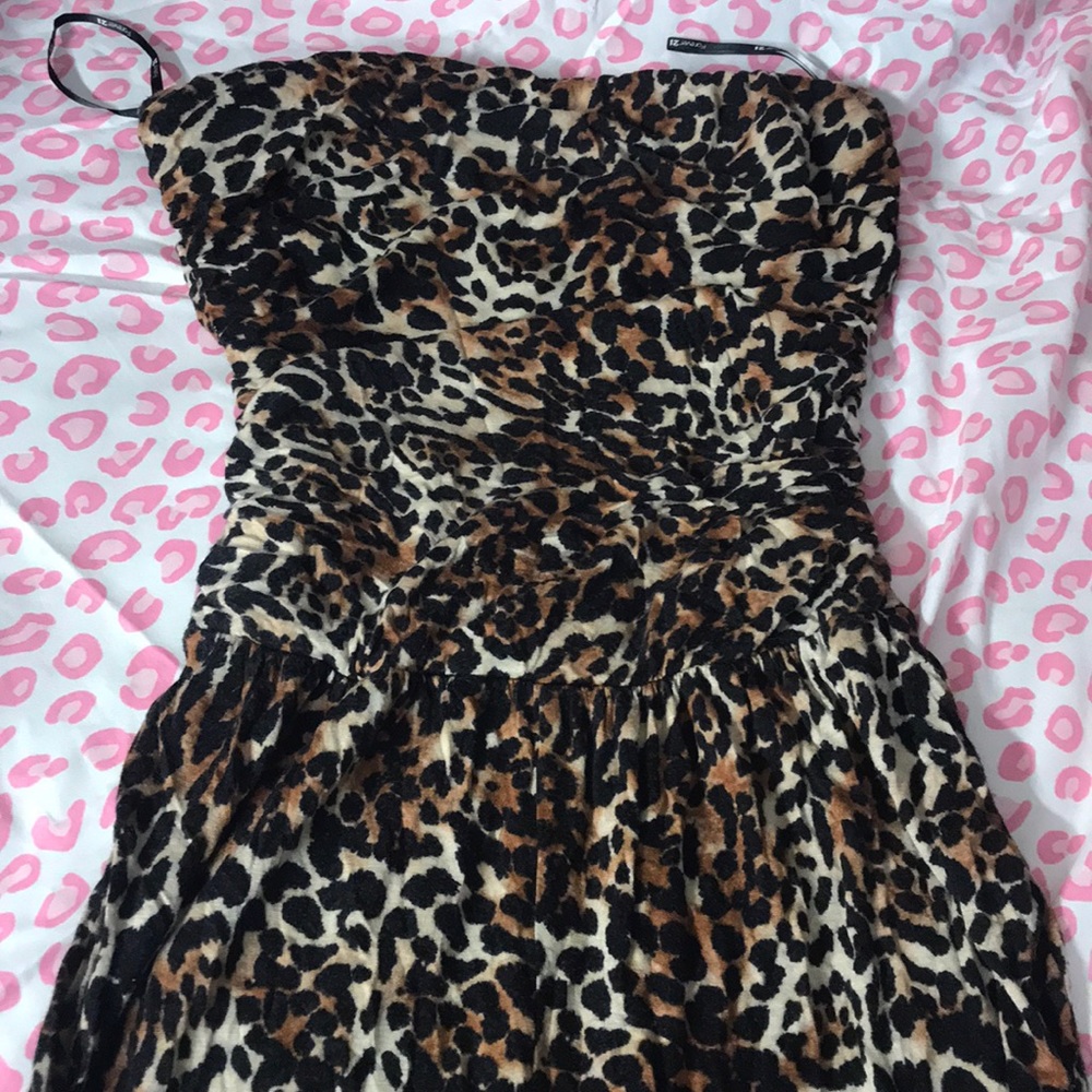 Leopard Romper - Picture 2 of 3